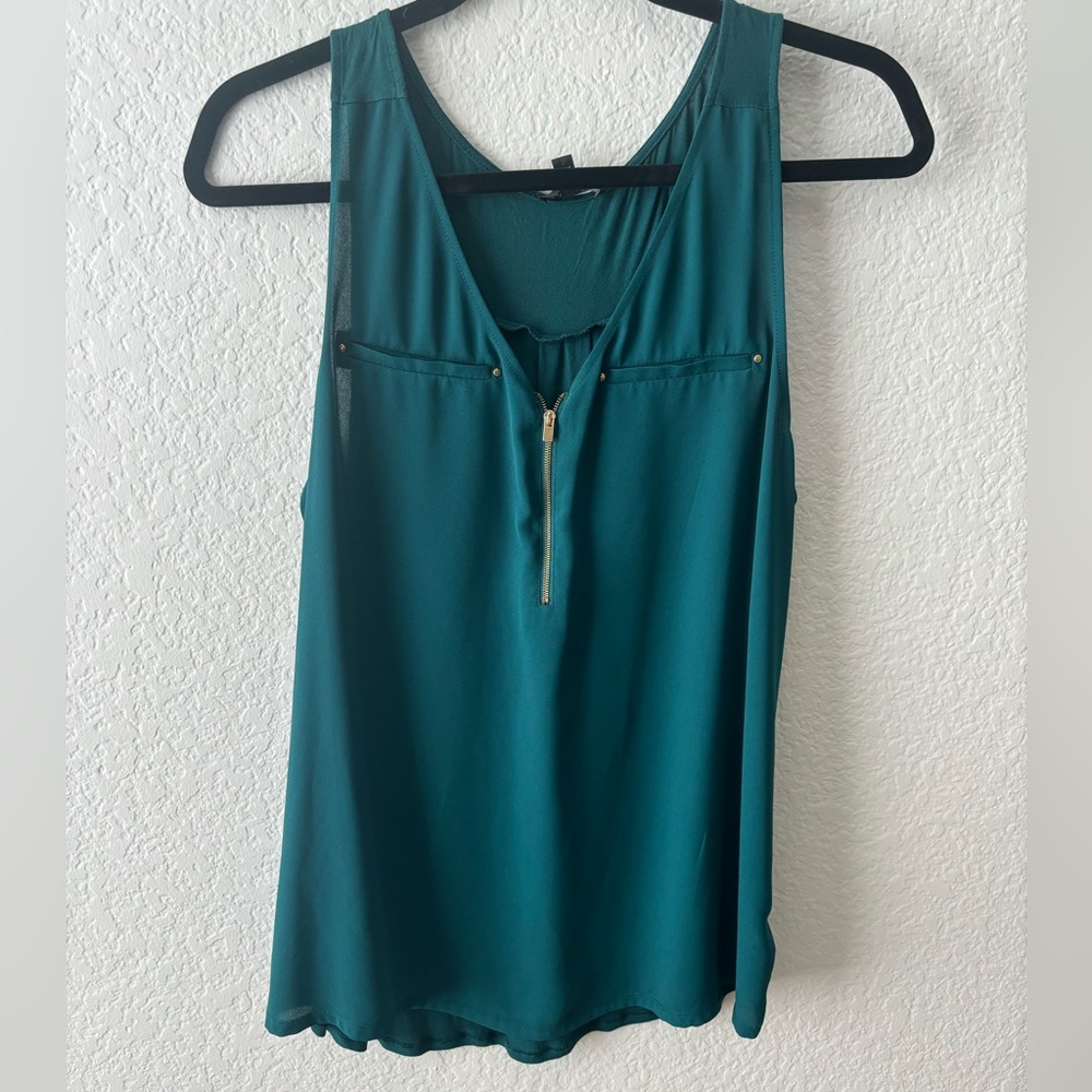 Express women’s large like new tank